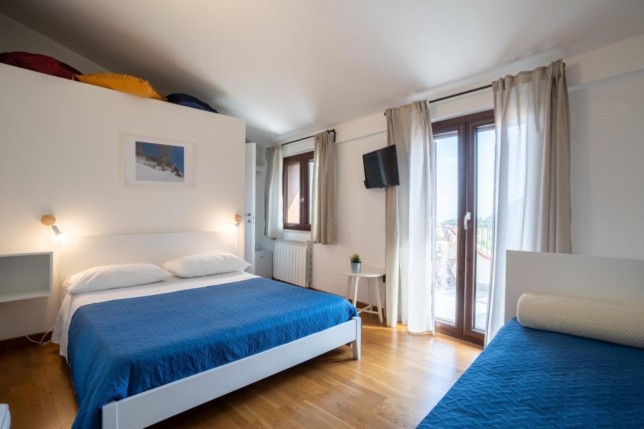 Casa Dell'Escursionista Bed & Breakfast Cerchiara di Calabria Екстериор снимка